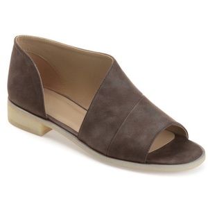 BELLA CORA ASYMMETRICAL PEEP TOE FLAT
